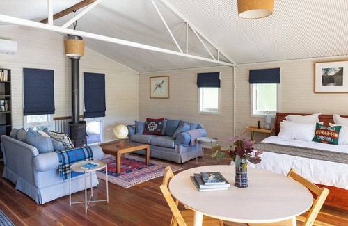 Spring Hill Cabin | WOOLSHED STUDIO, SPRINGHILL