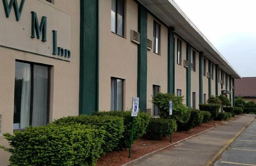Woonsocket Hotel | Woonsocket Motor Inn