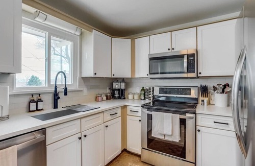 Westminster Apartment | Work & Play Near Denver & Boulder