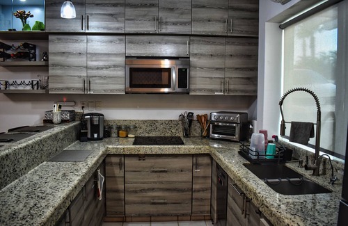 El Tezal House | WORK REMOTELY & RELAX IN BEAUTIFUL 3BD HOME