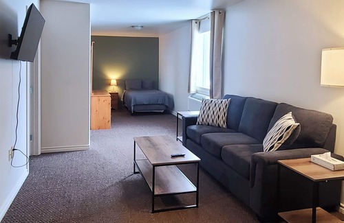 Saskatchewan Hotel | WorkStay Lodging - Yarbo, SK - Near Esterhazy & Mosaic K1, K2, & K3