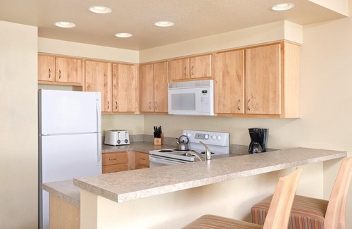 Seaside Gilbert District Condo | Worldmark Seaside, Beachfront Resort! (Add Nights 5, 6 &7 only $50 each)