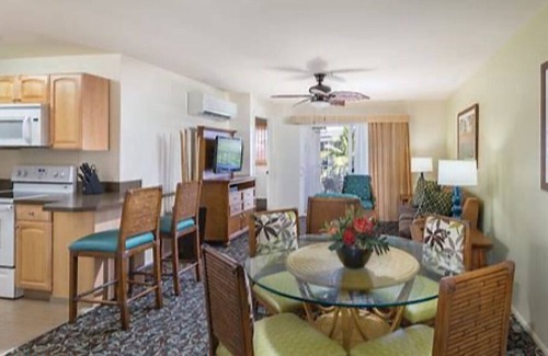 Kihei Resort | WorldMark Wyndham Beautiful Kihei 2 Bedroom across the street from Kamaole Beach