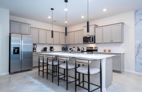 Four Corners House | WOW! 10BR Pool Home w/Game & Theater – 16356