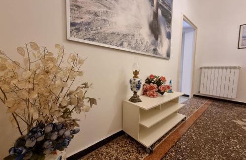 San Teodoro Apartment | WOW HOME 2 - 175 mq - posteggio privato - davanti porto traghetti - fino a 10 posti letto - balcone