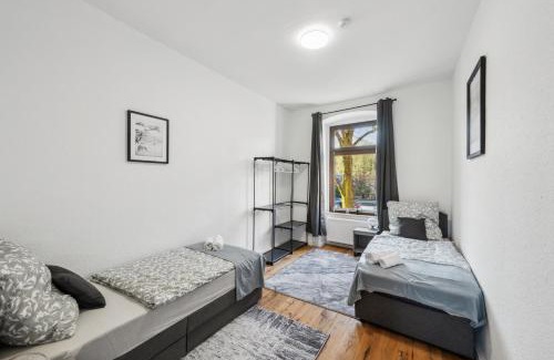 Gemarkung Langerfeld Apartment | Wupper Home I, Top Lage Ideal für Geschäftsleute, Monteure, Familien, 3 Zimmer, Smart-TV