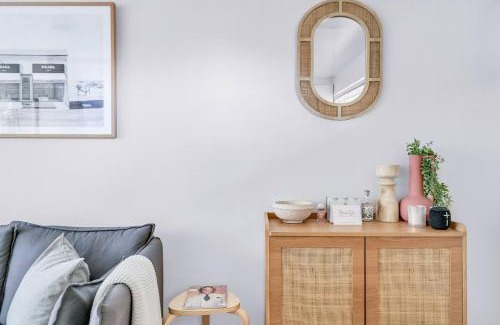 Potts Point Apartment | 'Wylde's Treasure' Pocket-size Potts Point Design