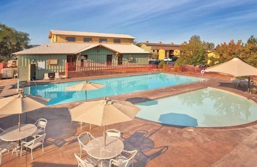 Altaville Condo | Wyndham Angels Camp 2 Bedroom with Kitchen