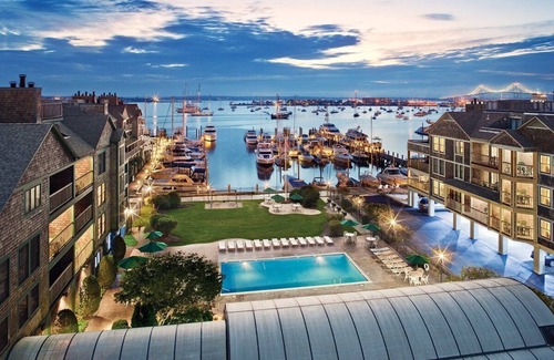 Yachting Village Condo | Wyndham Onshore is in the center of all the action at the harbor