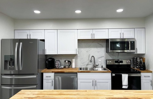 Spenard Apartment | Wyoming 2
