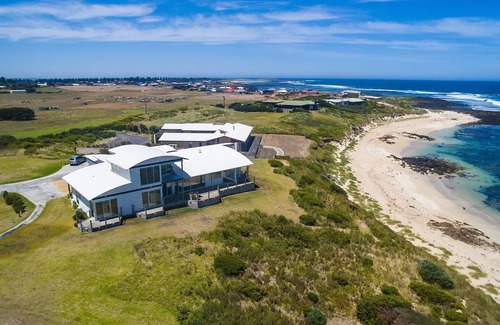 Port Fairy Apartment | Wytonia Penthouse Suite