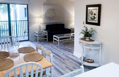 Hilton Head Island Condo | Xanadu Villa C-8 South Forest Beach