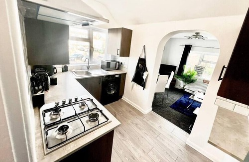Watford Apartment | xcusive properties ltd