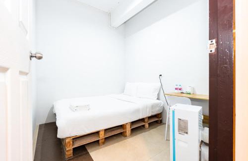 Talat Yot Apartment | XX The Hidden Khaosan - เดอะ ฮิดเด้น ตรอกข้าวสาร