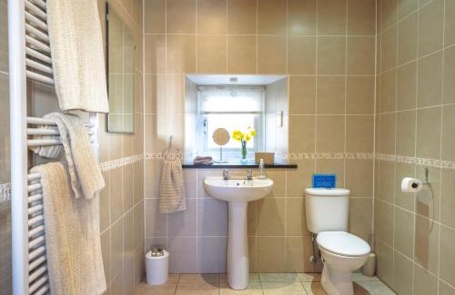Tremain House | Y Beudy Crymych