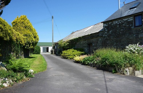 Cilgerran Cottage | Y Cartws, Cardigan - Two Bedroom Cottage, Sleeps 4