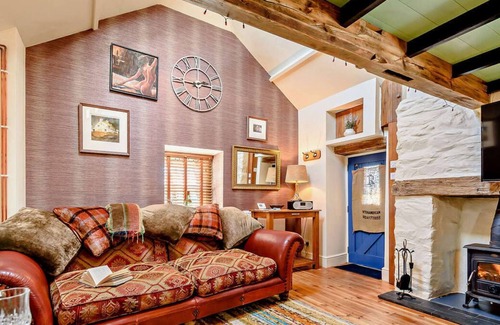 Croesgoch House | Y-Lodge in Haverfordwest