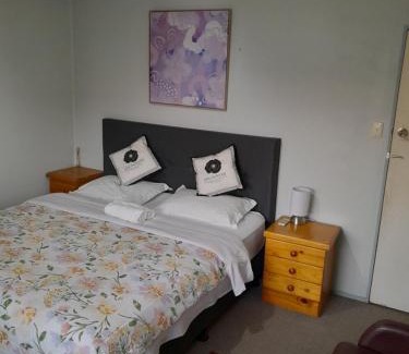 Bundamba House | Y2Y guest House