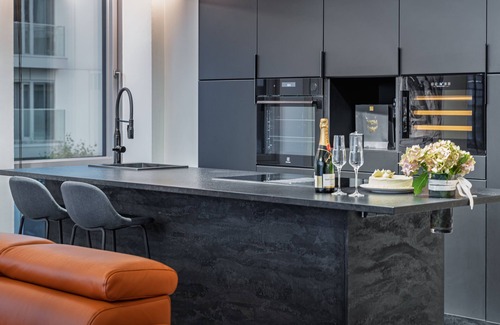 Srodmiescie Condo | Yacht Park Apartment breathtaking panoramic view of the marina in Gdynia Poland