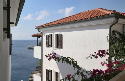 Votsi Apartment | Yalis Hotel