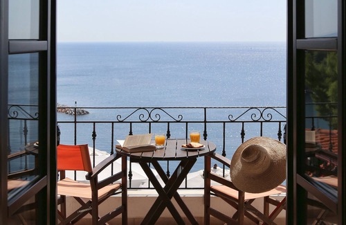 Votsi Apartment | Yalis Hotel
