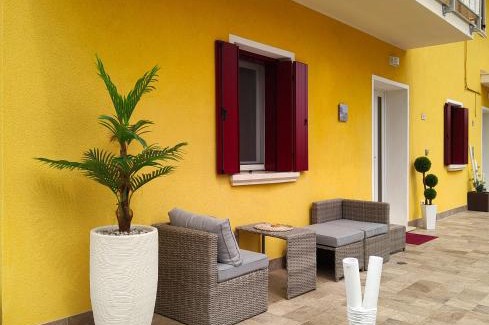 Noventa di Piave Apartment | YARD 151