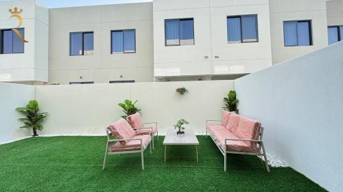 Abu Dhabi Apartment | Yas Island Luxury 4BR Garden View