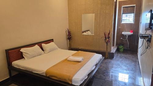 Kadadhe Hotel | Yashraj7 Resort and Hotel