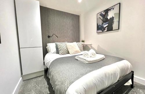 Worcester Apartment | Yastayzzz at Studio 3 Bransford Road
