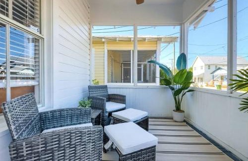 Historic Ybor House | Ybor Azul Den