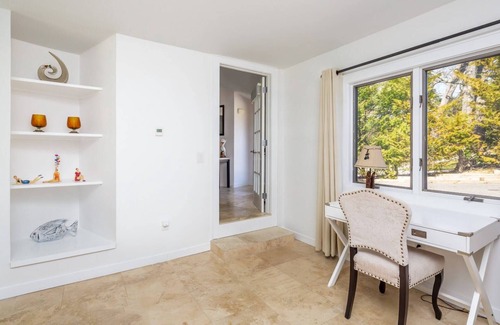 North Sea House | Year-Round Hamptons Waterfront, Renovated, Sunsets, Prime Location, Dock