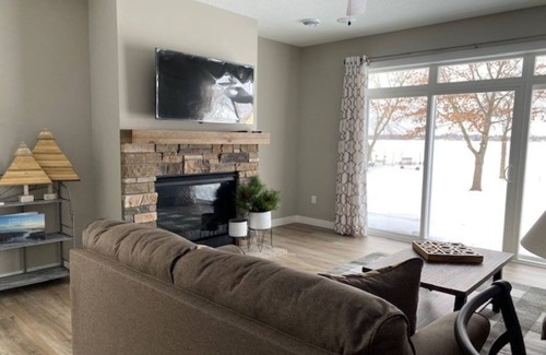Ham Lake House | Year-round relaxation with lots of space and all the comforts of home!