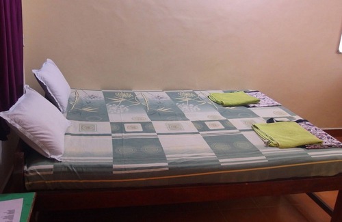 Vagator Hotel | Yellow House