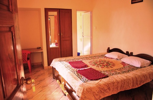 Vagator Hotel | Yellow House