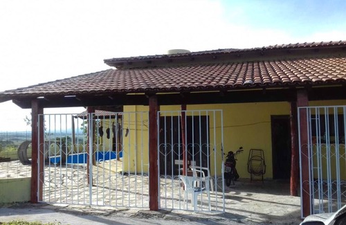 Niquelandia House | YELLOW MANSION - A PARADISE!