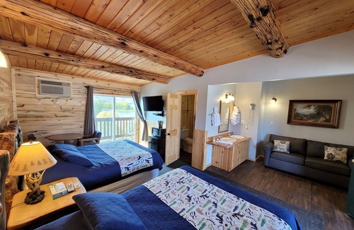 Cody Hotel | Yellowstone Valley Inn