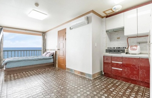 Yeongdeok House | Yeongdeok Blue Ocean Tourist Pension