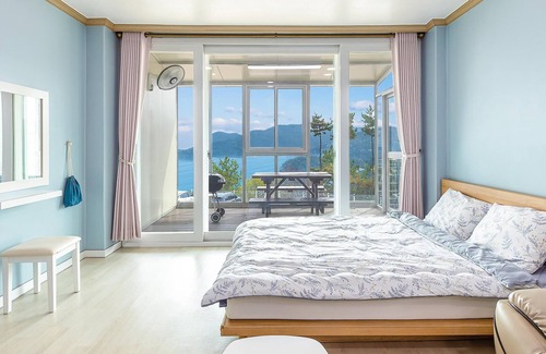 Dolsan-eup House | Yeosu Seuteimeong