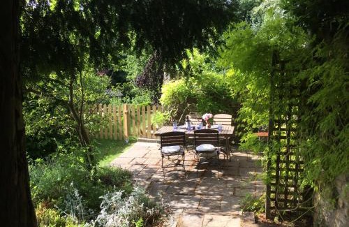 Claverton House | Yew Tree Cottage