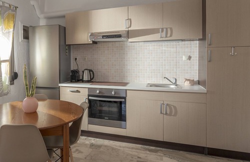 Agkisaras Apartment | Yialos Cohili Seaside Residence by Estia