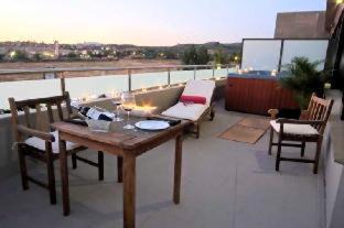 Peligros Hotel | YIT Conquista de Granada