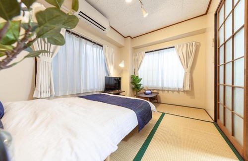 Shinjuku Apartment | YK building