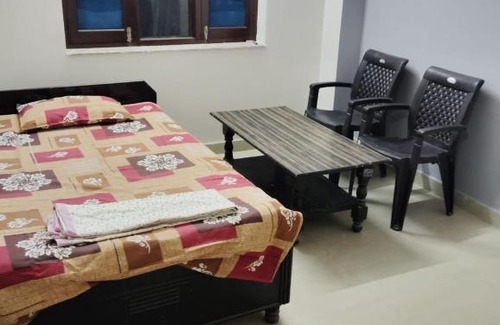 Rishikesh Apartment | Yog Kul Home Stay - Economy