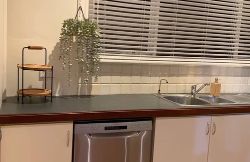 Yokine House | Yokine Escape: 7km to CBD, Pet-Friendly, Airport & Hospital Nearby