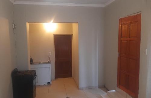 Germiston House | Yolkel guesthouse