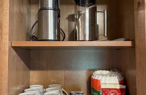 Newland Cabin | Yona Ridge Cabin- Adjacent to Linville Gorge Wilderness, Dog Friendly, with AC