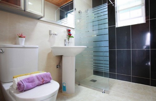 Yongin House | Yongin Neutinamu Pension