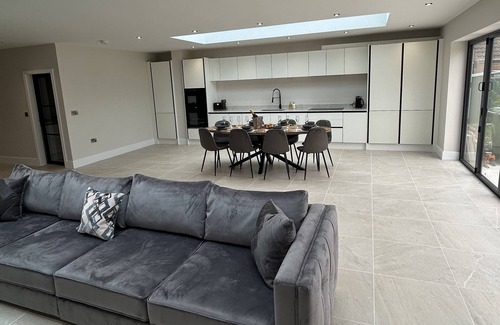 Huntington House | York - Elegant property that sleeps 8 guests in 4 bedrooms