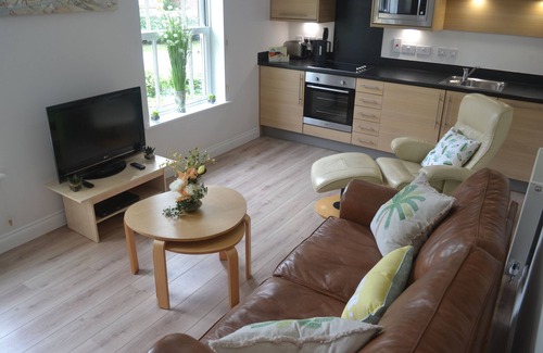 Filey Apartment | Yorkshire Coast Retreat The Bay near the North York Moors & Coast Pool Dogs WIFI