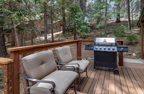 Fish Camp House | Yosemite Silvertip Lodge